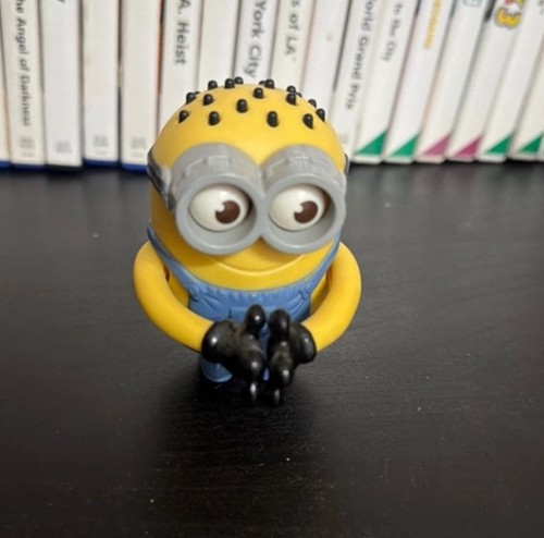 Minions plastic figurine - minions,